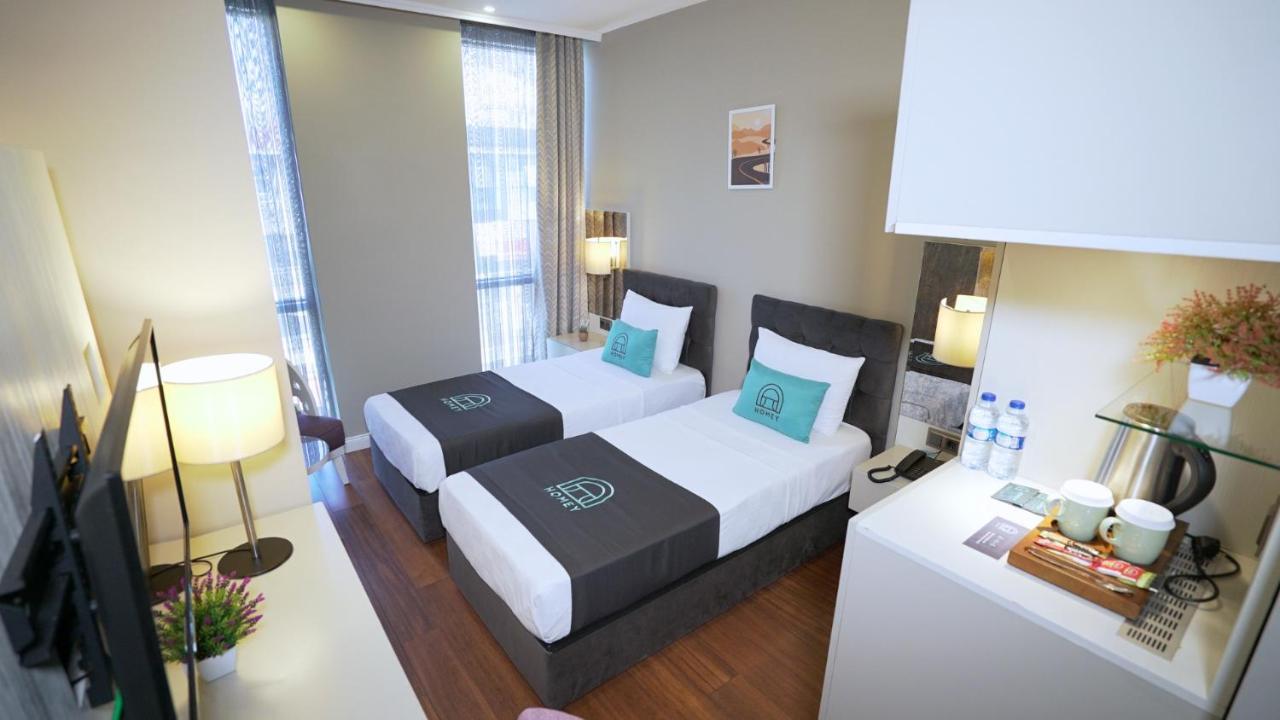 Homey Airport Hotel Arnavutkoy ภายนอก รูปภาพ