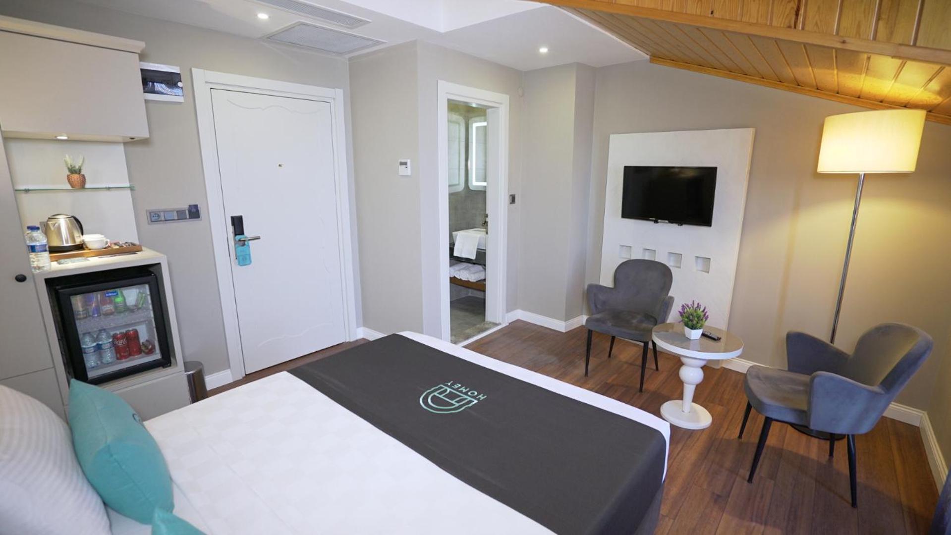 Homey Airport Hotel Arnavutkoy ภายนอก รูปภาพ